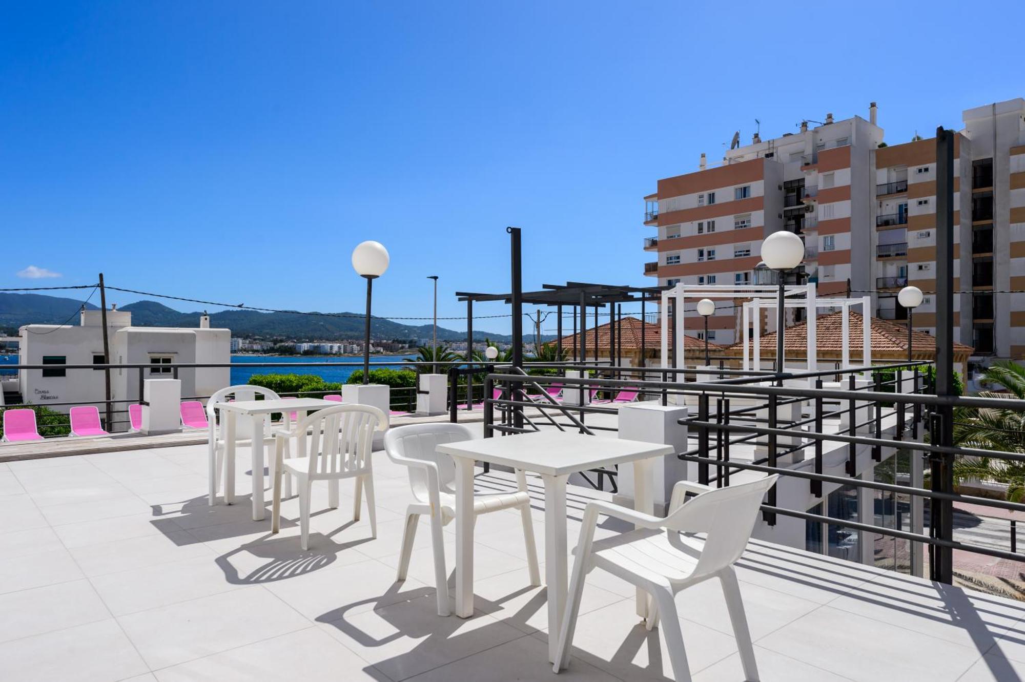 Aparthotel Vibra Sanan - Adults Only Сан-Антоніо Екстер'єр фото